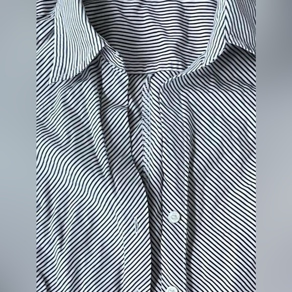 Express Black and White Striped Shirt - Picture 5 of 5